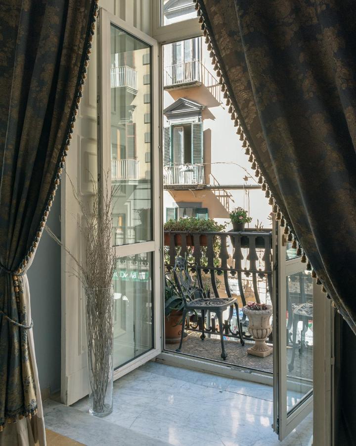 Carafa Di Maddaloni Residenza Di Charme Hotel Naples Exterior photo